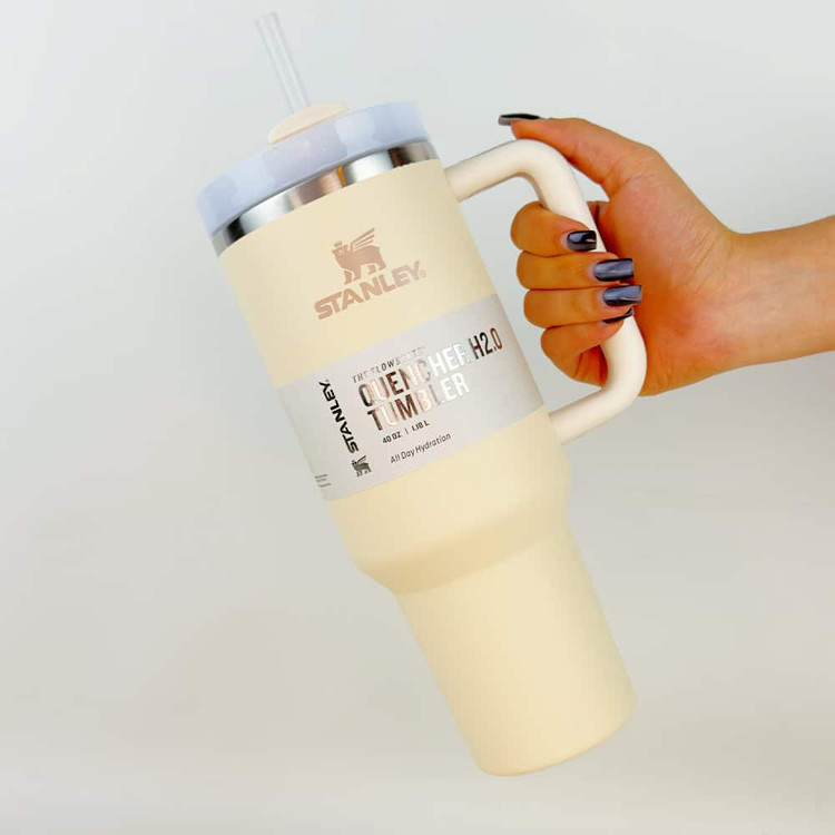 تراول ماگ استنلی مدل Quencher H2.O Tumbler دسته دار 1.18 لیتر